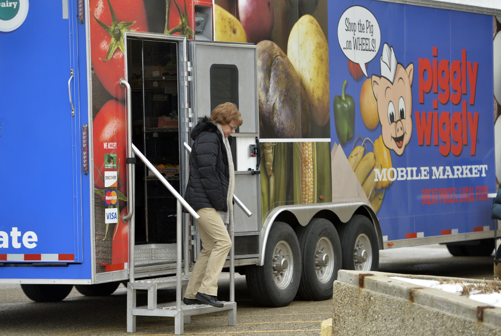 HUNGER TASK FORCE MOBILE MARKET